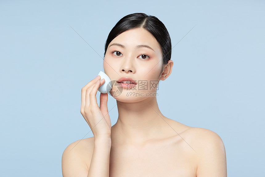 “悉尼·斯威尼效应”未能振兴业绩 美鹰服饰(AEO.US)股价涨势回落